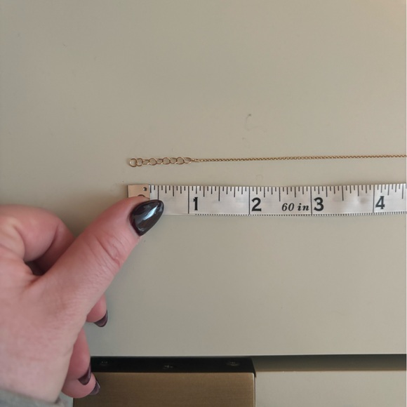 Gold infinity symbol chain necklace - Picture 4 of 4